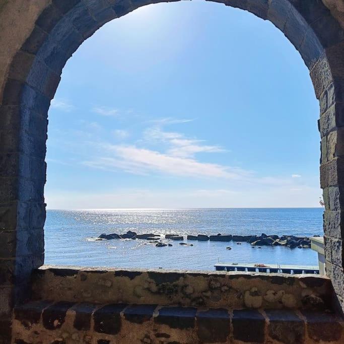 Rosa Di Mare, Riposto Villa Luaran gambar